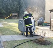 20080210_muellcontainerbrand_1.jpg